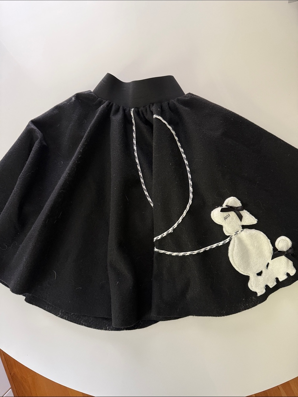 Girls Black Felt Poodle Skirt - size 8